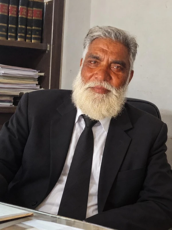Portrait of Noor A. Qazi